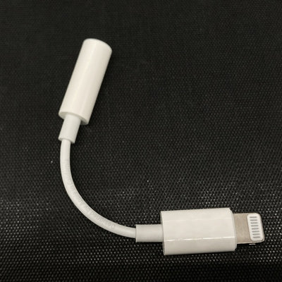 【中古】Lightning - 3.5 mmヘッドフォンジャックアダプタ【名古屋】