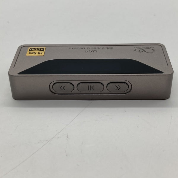 【中古】UA4 チタニウム【日本橋】