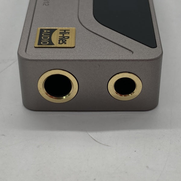 【中古】UA4 チタニウム【日本橋】