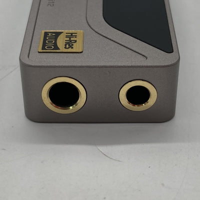 【中古】UA4 チタニウム【日本橋】