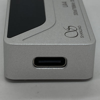 【中古】UA4 シルバー【秋葉原】