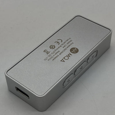 【中古】UA4 シルバー【秋葉原】