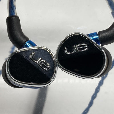 【中古】UE900s（Ultimate Ears 900s）【秋葉原】
