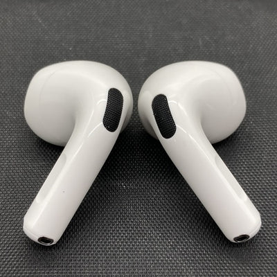 【中古】AirPods 4 MXP93J/A（アクティブノイズキャンセリング搭載）【日本橋】