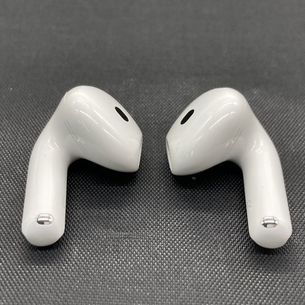 【中古】AirPods 4 MXP93J/A（アクティブノイズキャンセリング搭載）【日本橋】