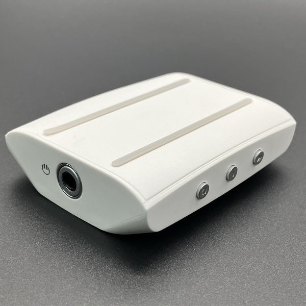 【中古】「非常に良い」Radius iOS専用 ヘッドホンアンプ AL-LCH91W ハイレゾ音源対応 radius 【中古】AL-LCH91W ホワイト（24bit/96kHzハイレゾ対応