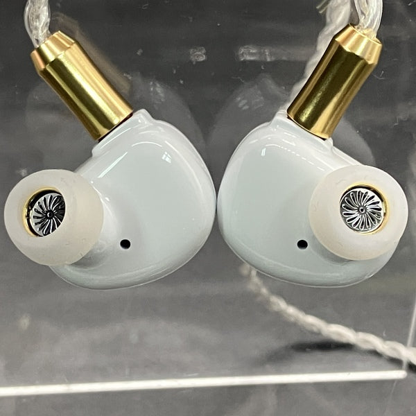 【中古】Gimlet ホワイト【秋葉原】