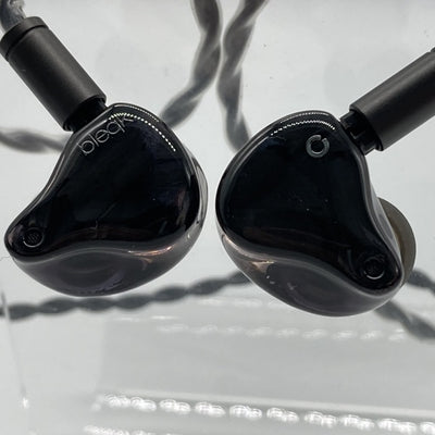 【中古】bleqk Lowmaster【日本橋】