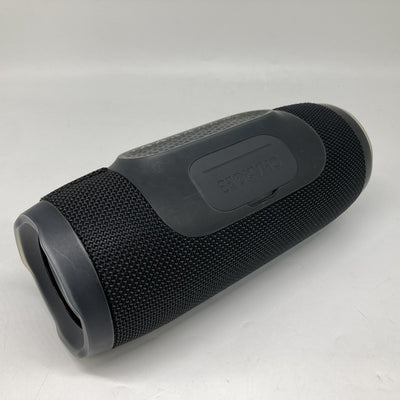 【中古】CHARGE3 ブラック 【JBLCHARGE3BLKJN】【秋葉原】