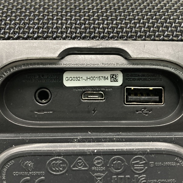 【中古】CHARGE3 ブラック 【JBLCHARGE3BLKJN】【秋葉原】
