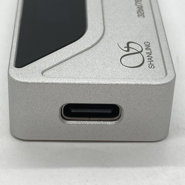【中古】UA4 シルバー【秋葉原】