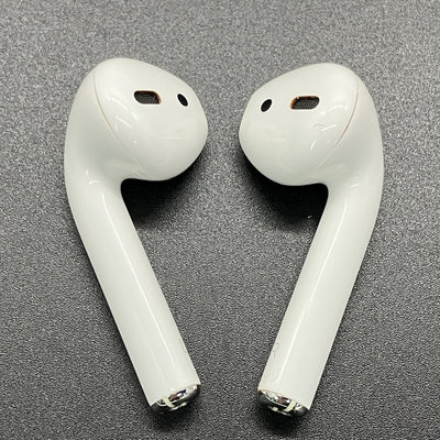 【中古】AirPods with Charging Case MV7N2J/A【秋葉原】