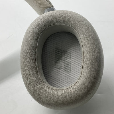 【中古】LIVE770NC ホワイト【JBLLIVE770NCWHT】【秋葉原】