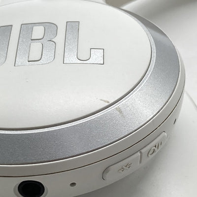 【中古】LIVE770NC ホワイト【JBLLIVE770NCWHT】【秋葉原】