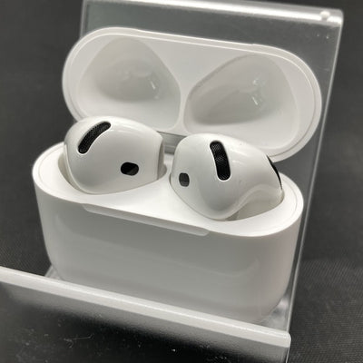 【中古】AirPods 4 MXP63J/A【日本橋】