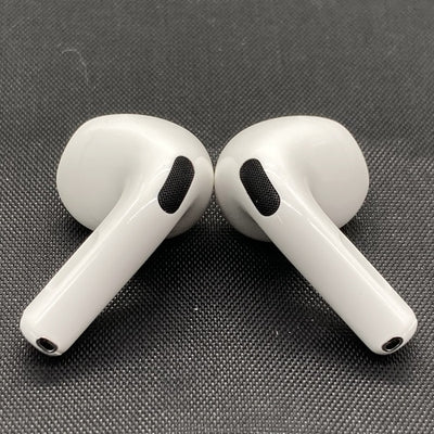 【中古】AirPods 4 MXP63J/A【日本橋】