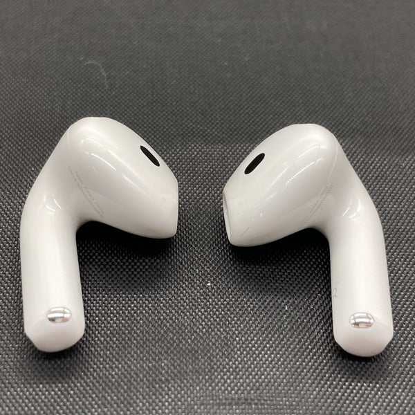 【中古】AirPods 4 MXP63J/A【日本橋】