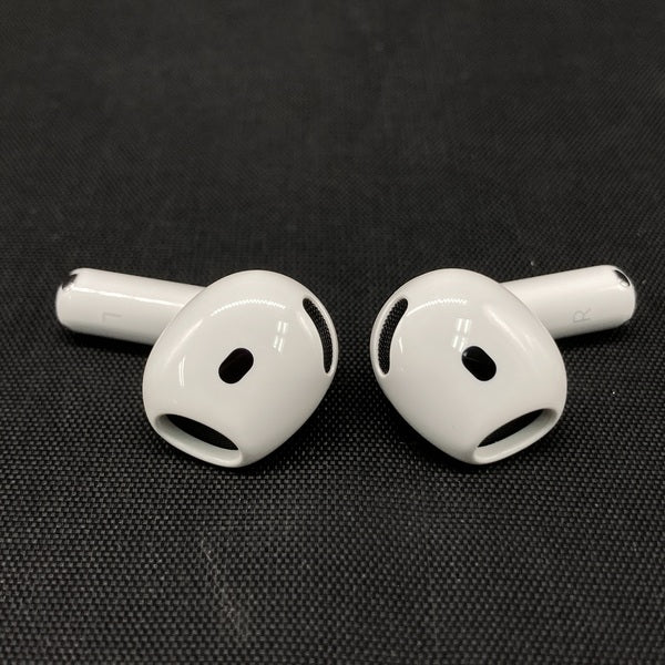 【中古】AirPods 4 MXP93J/A（アクティブノイズキャンセリング搭載）【秋葉原】