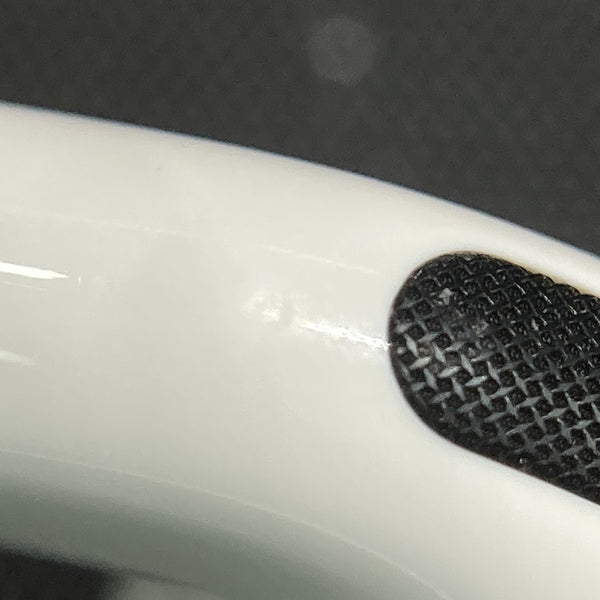 【中古】AirPods 4 MXP93J/A（アクティブノイズキャンセリング搭載）【秋葉原】