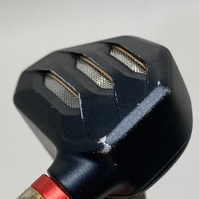 【中古】FH7s Black 【FIO-IEM-FH7S-B】【秋葉原】