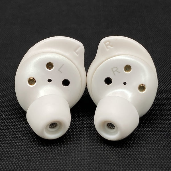 【中古】Galaxy Buds ホワイト 【SM-R170NZWAXJP】【秋葉原】
