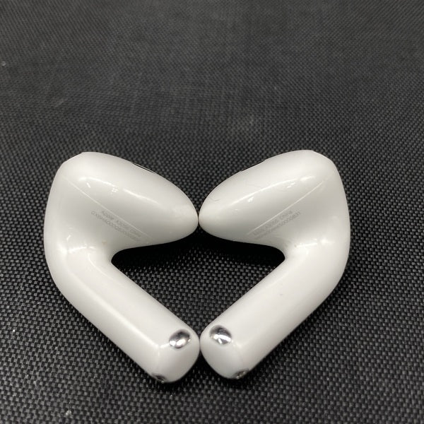 【中古】AirPods 4 MXP93J/A（アクティブノイズキャンセリング搭載）【名古屋】