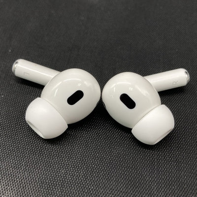 【中古】MagSafe充電ケース(USB-C)付きAirPods Pro(第2世代) MTJV3JA【名古屋】