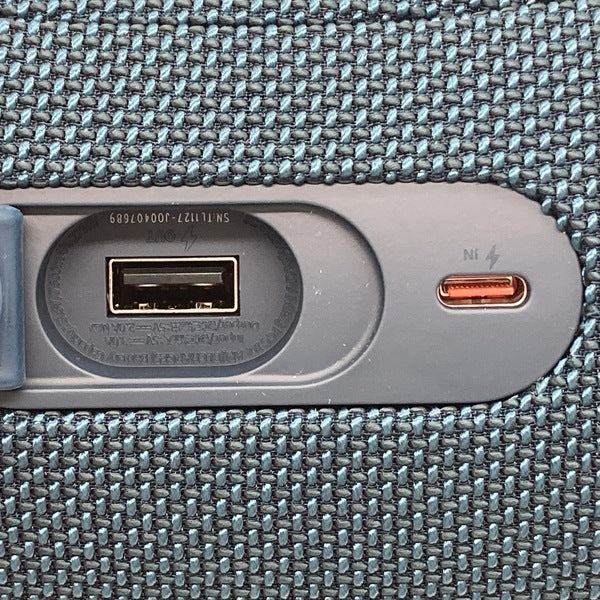 【中古】CHARGE5 ブルー 【JBLCHARGE5BLU】【秋葉原】