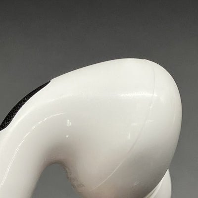 【中古】MagSafe充電ケース(USB-C)付きAirPods Pro(第2世代) MTJV3JA【名古屋】