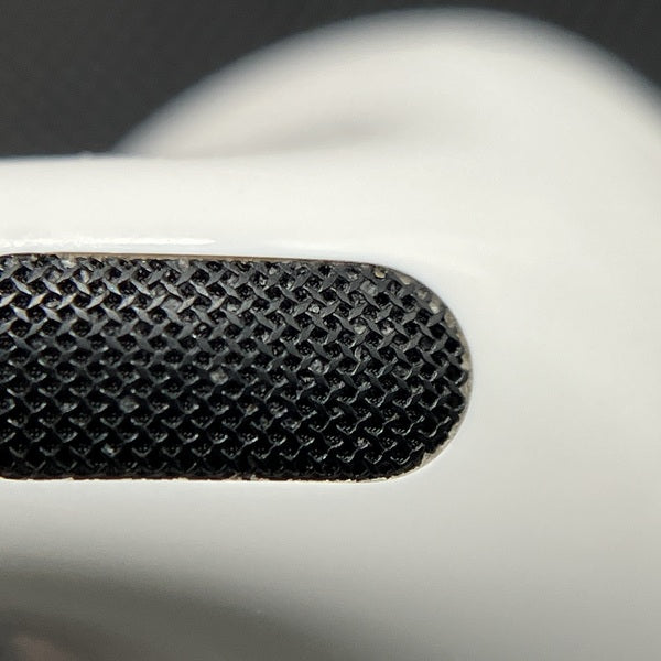 【中古】AirPods 4 MXP63J/A【秋葉原】