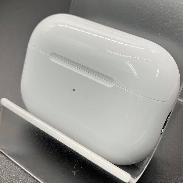 【中古】MagSafe充電ケース(USB-C)付きAirPods Pro(第2世代) MTJV3JA【名古屋】