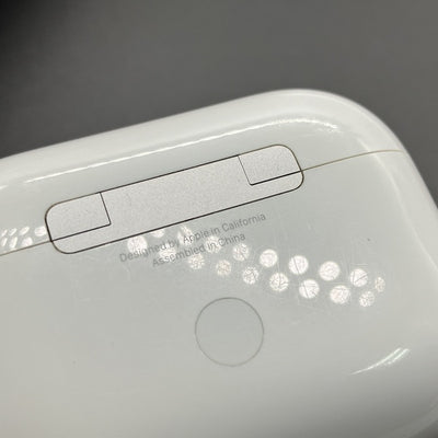 【中古】MagSafe充電ケース(USB-C)付きAirPods Pro(第2世代) MTJV3JA【名古屋】