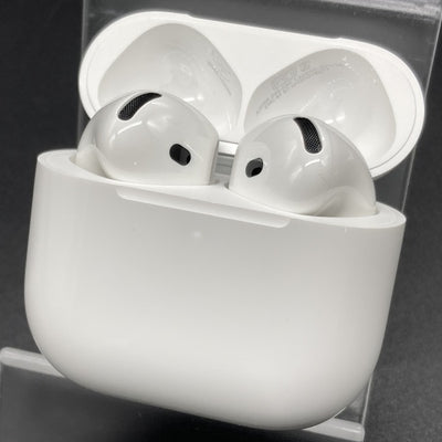 【中古】AirPods 4 MXP93J/A（アクティブノイズキャンセリング搭載）【秋葉原】