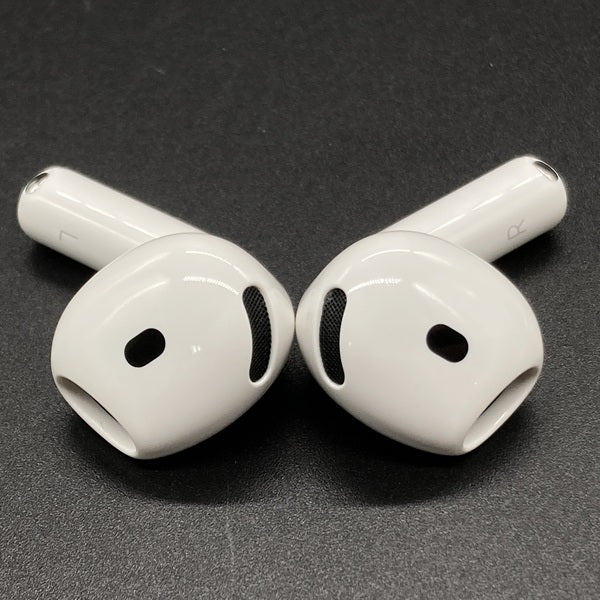 【中古】AirPods 4 MXP93J/A（アクティブノイズキャンセリング搭載）【秋葉原】