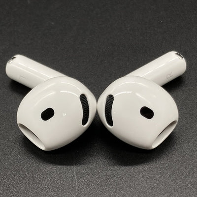 【中古】AirPods 4 MXP93J/A（アクティブノイズキャンセリング搭載）【秋葉原】