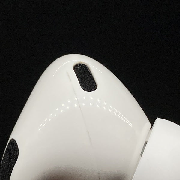 【中古】MagSafe充電ケース(USB-C)付きAirPods Pro(第2世代) MTJV3JA【日本橋】