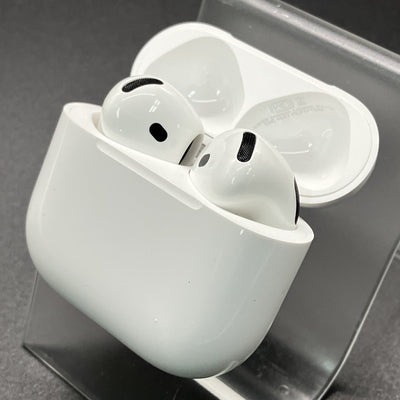 【中古】AirPods 4 MXP93J/A（アクティブノイズキャンセリング搭載）【名古屋】