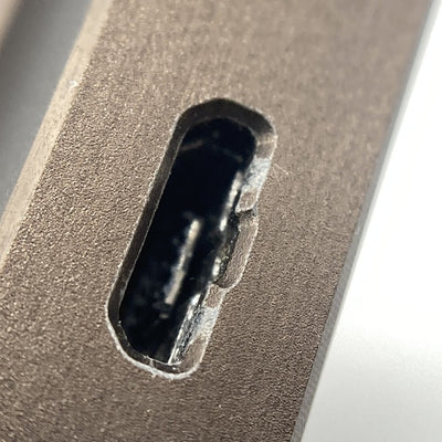 【中古】AK380 256GB メテオリックチタン【AK380-256GB-MT】【秋葉原】