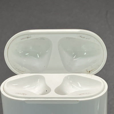 【中古】AirPods with Wireless Charging Case  MRXJ2J-A【名古屋】