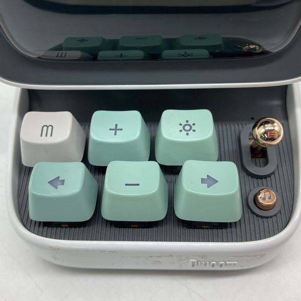 【中古】DITOO PRO WHITE 【DIV-DITOO-PRO-WH】【秋葉原】