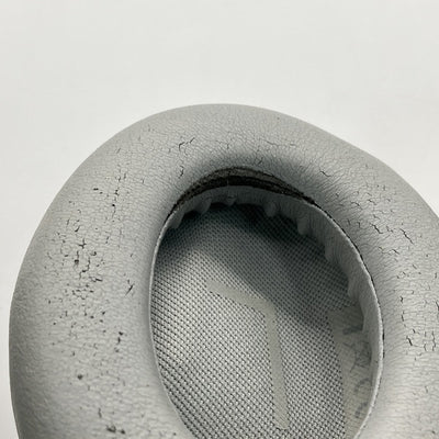 【中古】Noise Cancelling Headphones 700 Luxe Silver【日本橋】
