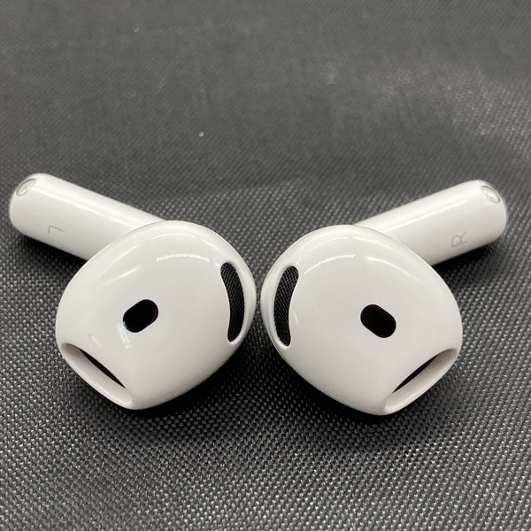 【中古】AirPods 4 MXP93J/A（アクティブノイズキャンセリング搭載）【日本橋】