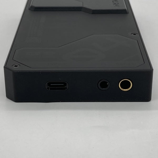 【中古】R4 - Black【秋葉原】