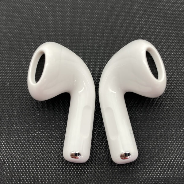 【中古】AirPods 4 MXP93J/A（アクティブノイズキャンセリング搭載）【秋葉原】