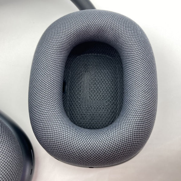 【中古】AirPods Max(USB-C) MWW43ZA/A ミッドナイト【秋葉原】