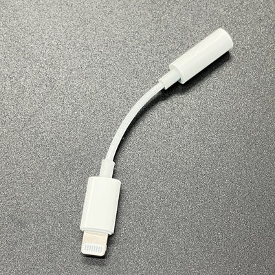 【中古】Lightning - 3.5 mmヘッドフォンジャックアダプタ【日本橋】