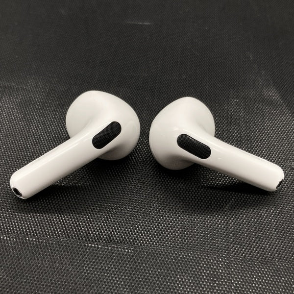 【中古】AirPods 4 MXP93J/A（アクティブノイズキャンセリング搭載）【秋葉原】