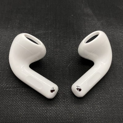 【中古】AirPods 4 MXP93J/A（アクティブノイズキャンセリング搭載）【秋葉原】