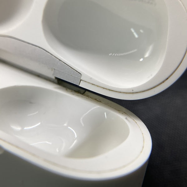 Apple 【中古】AirPods Pro 充電ケース【秋葉原】 – e☆イヤホン