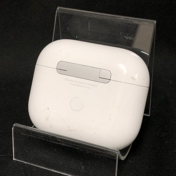 Apple 【中古】AirPods 充電ケース (第3世代)【秋葉原】 – e
